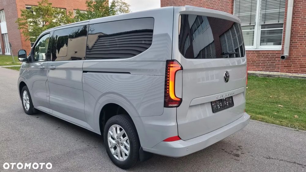 Volkswagen Caravelle - 8