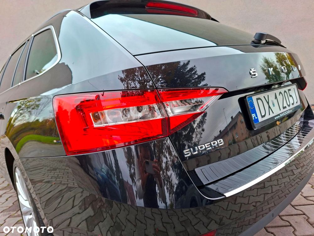 Skoda Superb 2.0 TDI DSG Premium Edition - 14