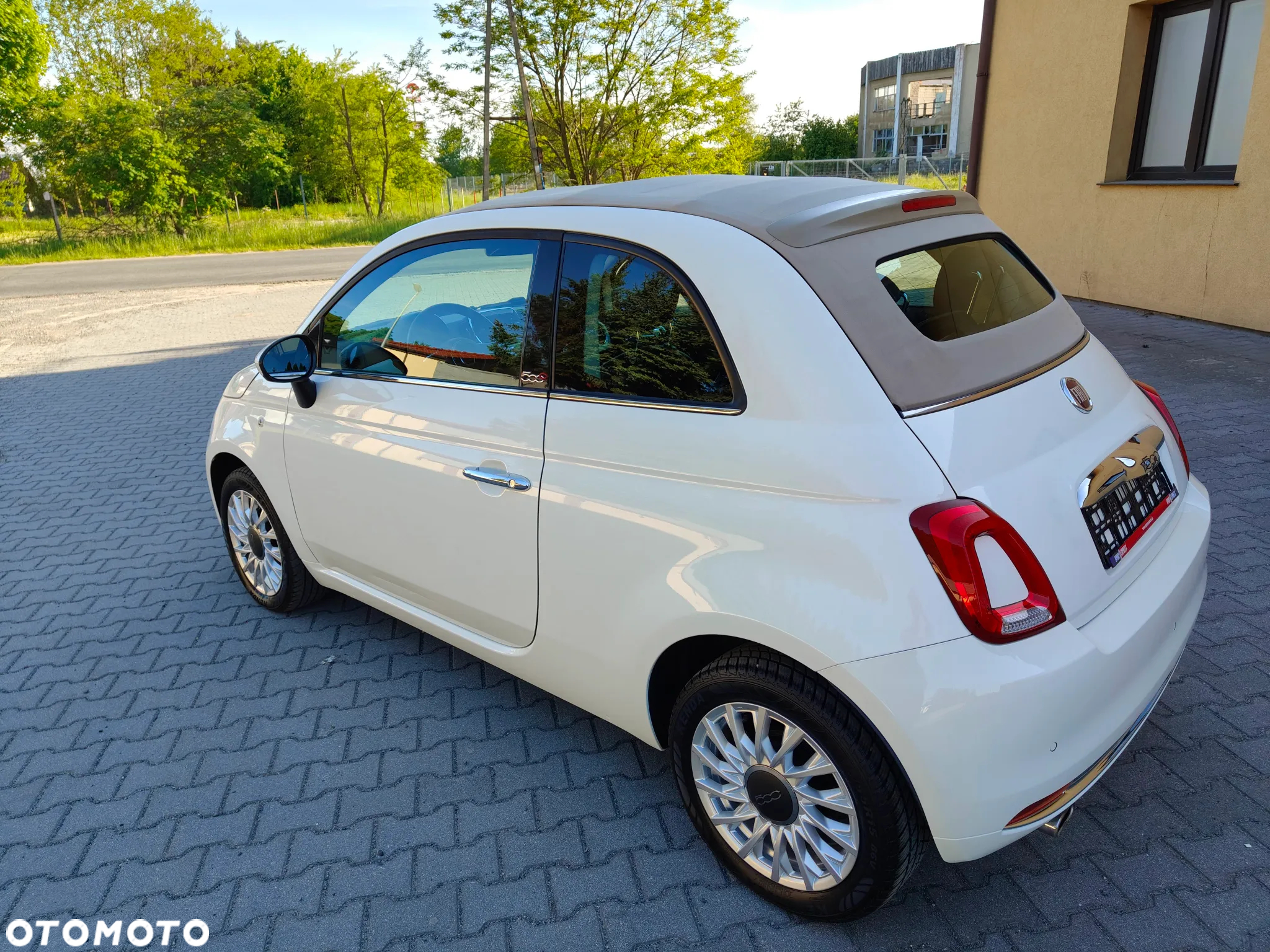Fiat 500 C 1.2 8V Lounge - 9