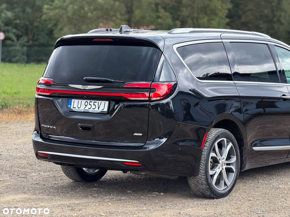 Chrysler Pacifica - 8