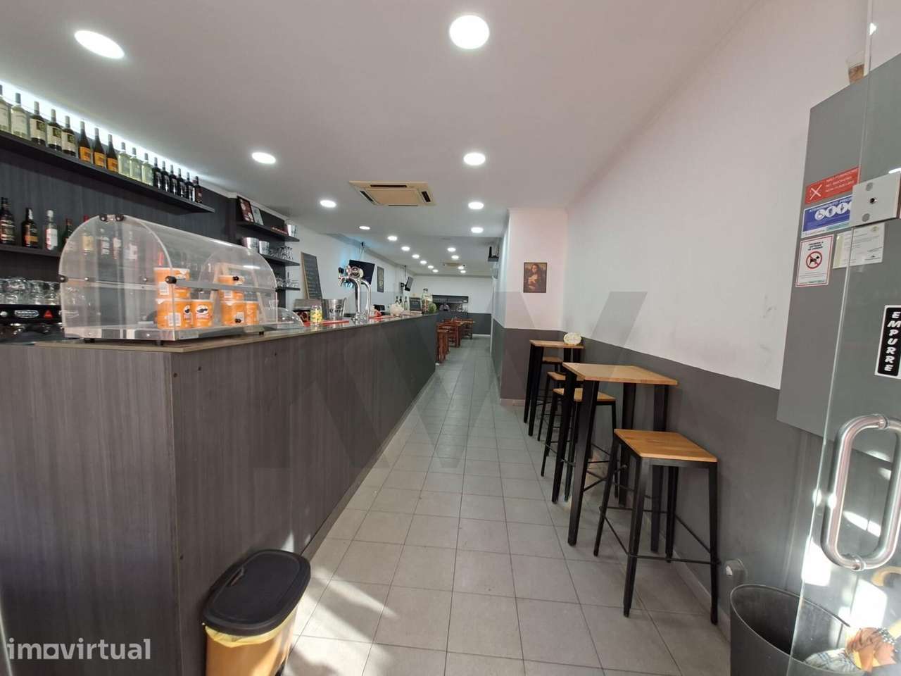 Trespasse de Restaurante/Churrasqueira/Bar em pleno funcionamento-Quel - Grande imagem: 5/9