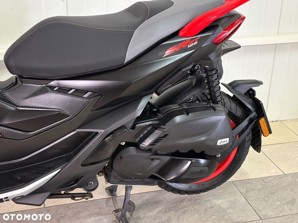 Aprilia SR - 8