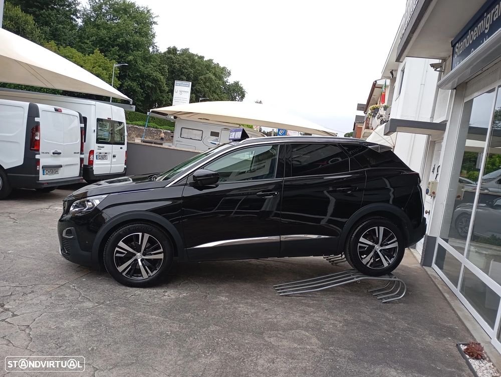 Peugeot 3008 PureTech 130 Stop & Start GPF EAT8 Allure - 4