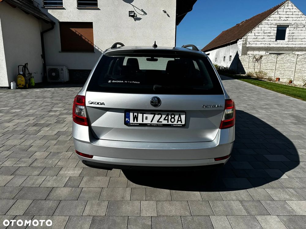 Skoda Octavia 2.0 TDI Style DSG - 4