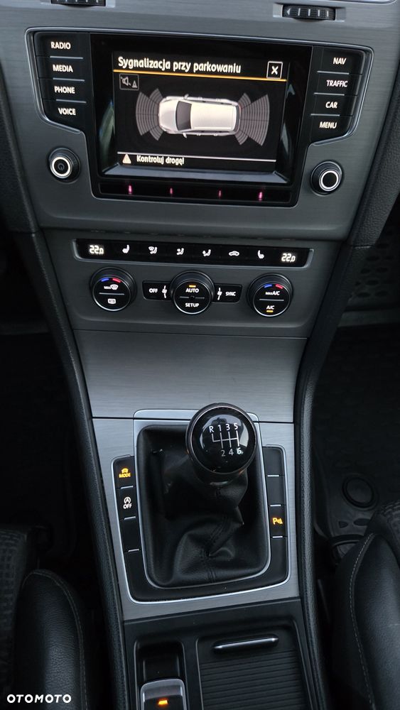 Volkswagen Golf 2.0 TDI BlueMotion Technology Allstar - 11
