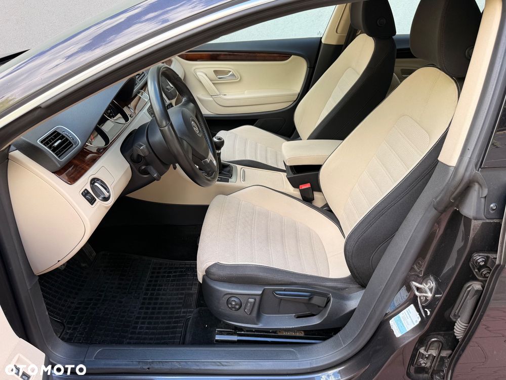 Volkswagen Passat CC 1.8 TSI Exclusive - 19