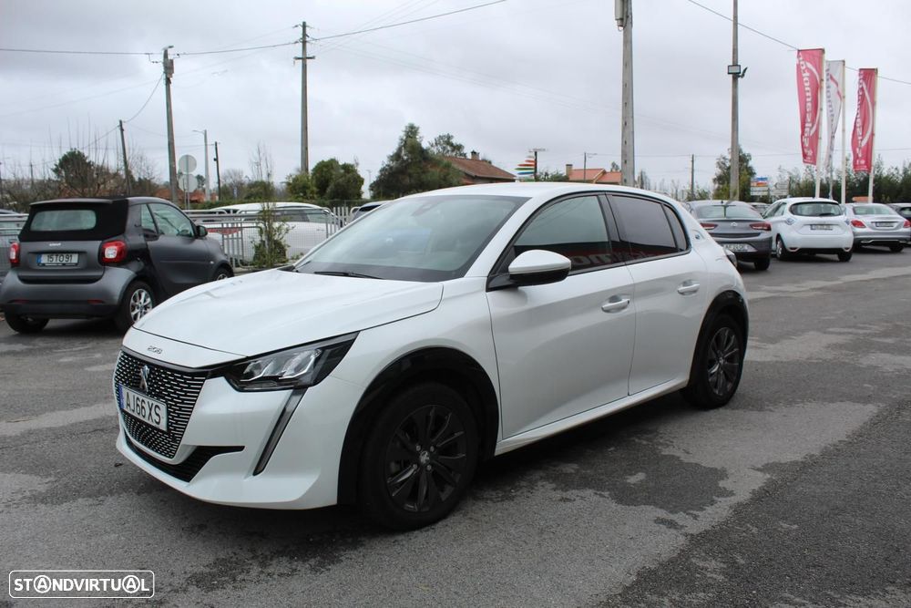 Peugeot e-208 50 kWh Allure - 3