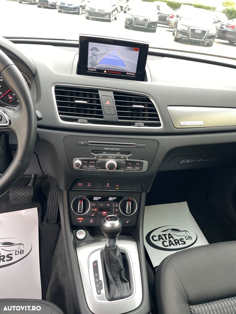 Audi Q3 2.0 TDI Quattro Stronic Design - 32