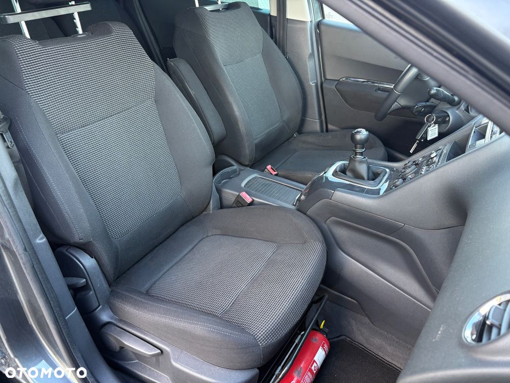 Peugeot 5008 HDI FAP 110 Platinum - 28
