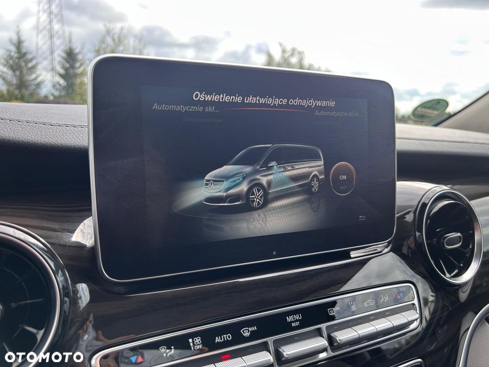 Mercedes-Benz Klasa V 300 d 4-Matic Avantgarde 9G-Tronic (długi) - 39
