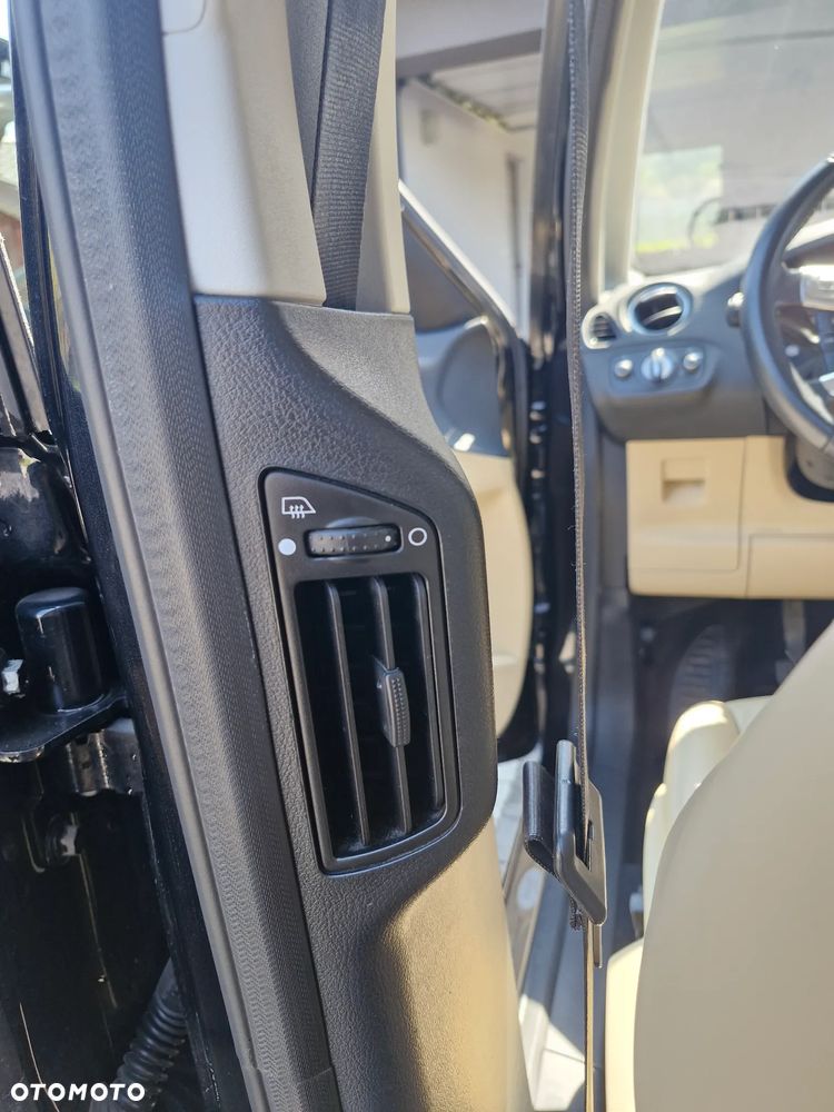 Ford Galaxy 2.0 TDCi Platinium X (Ghia) - 12