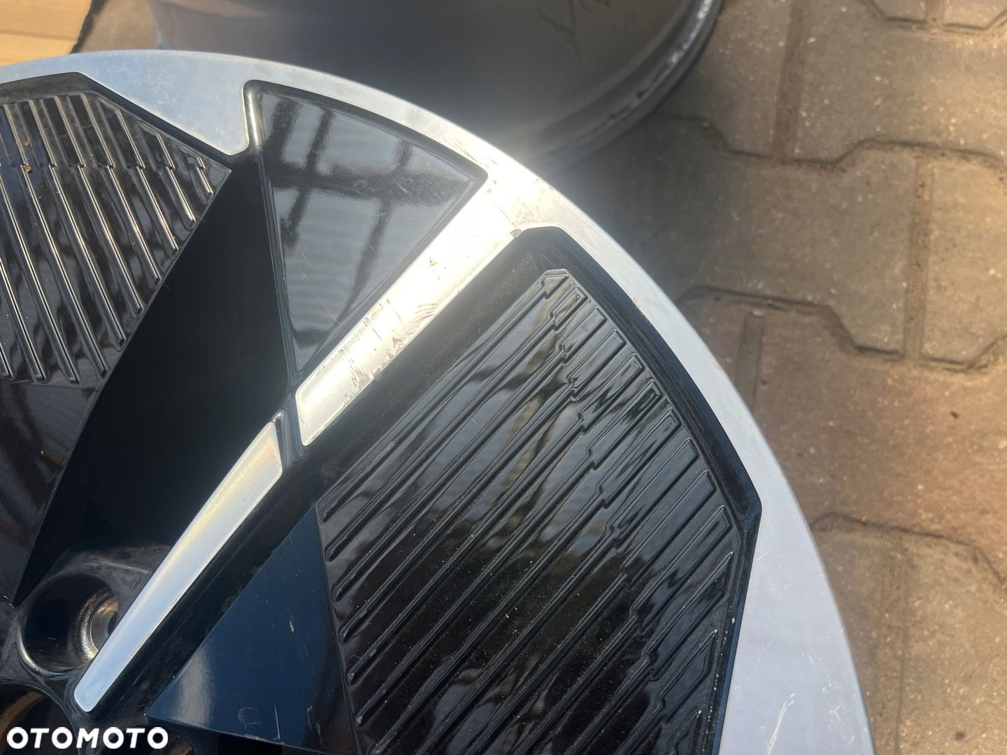 FELGA ALU ALUMINIOWA AUDI 89A Q4 E TRON 21 ET42 FA1960 - 3