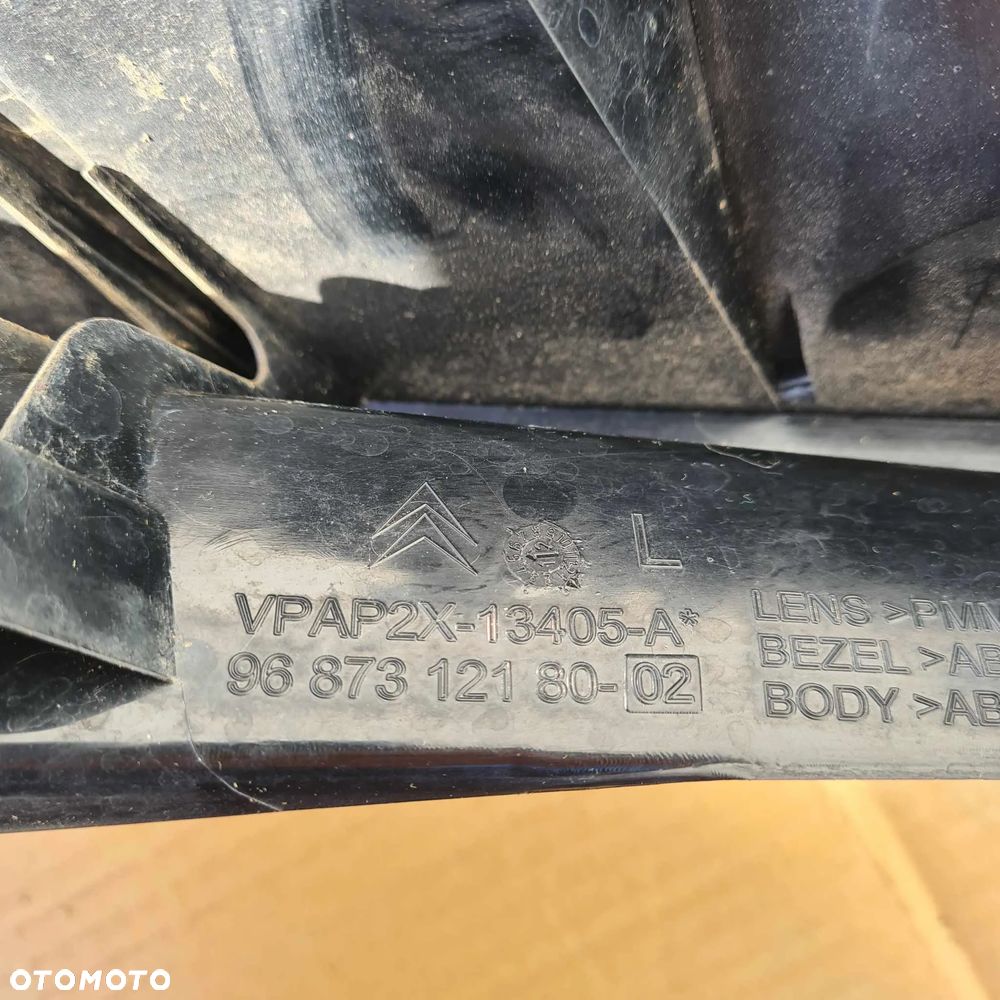 CITROEN C4 B7 II LAMPA TYLNA LEWA NAROŻNA - 7