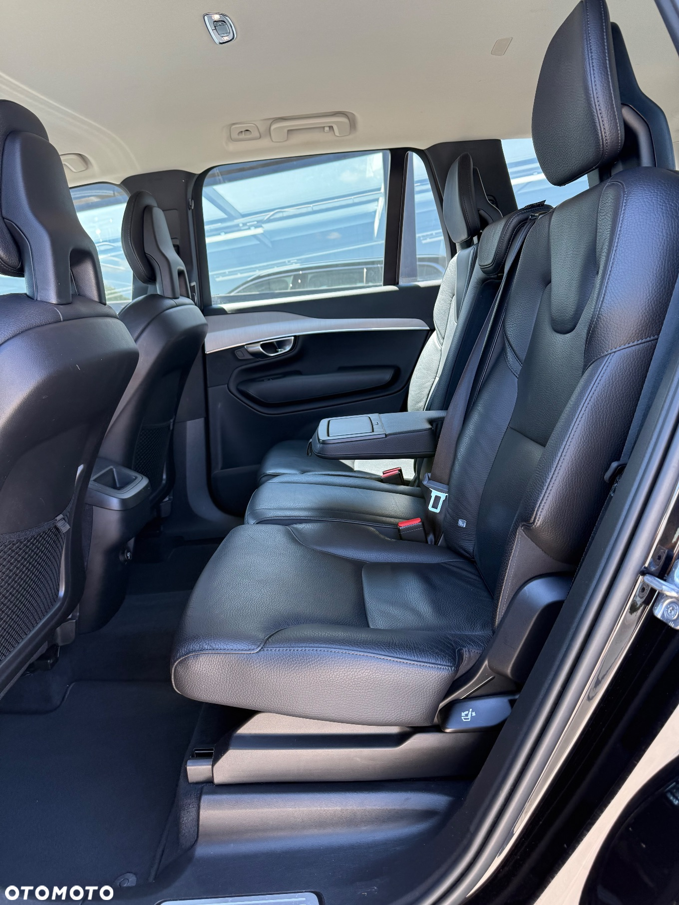 Volvo XC 90 B5 D AWD Geartronic Momentum Pro - 20
