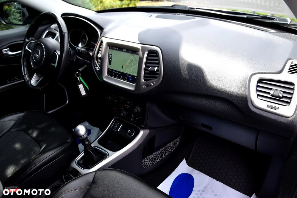 Jeep Compass 1.4 TMair Limited FWD S&S - 18