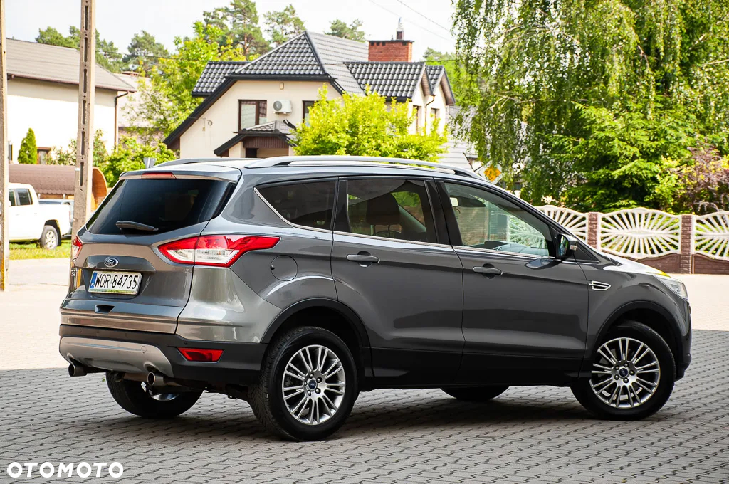 Ford Kuga 2.0 TDCi 4x4 Titanium - 24