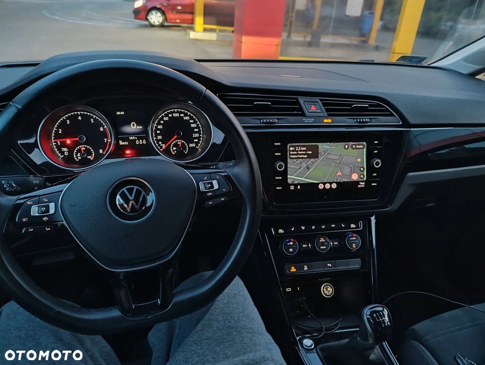Volkswagen Touran 1.5 TSI EVO Highline - 8
