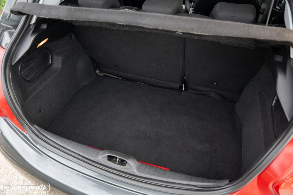 Peugeot 208 1.2 PureTech Active - 14