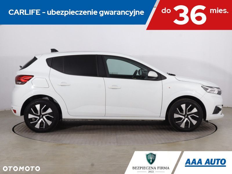 Dacia Sandero - 8