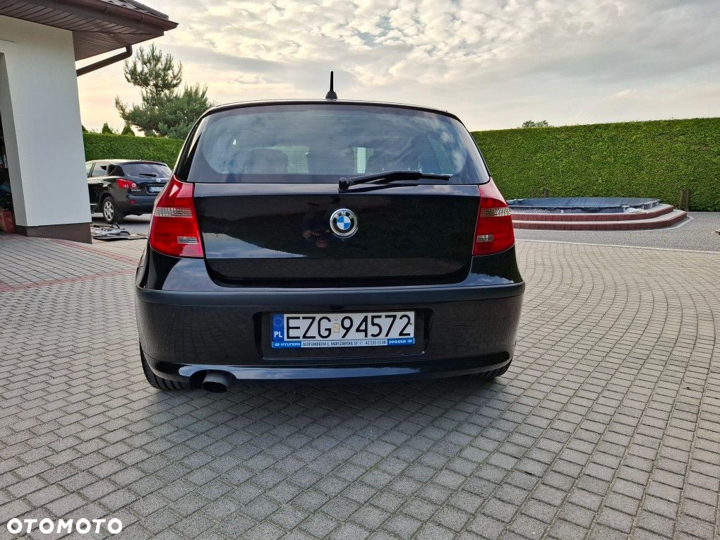 BMW Seria 1 116d - 4