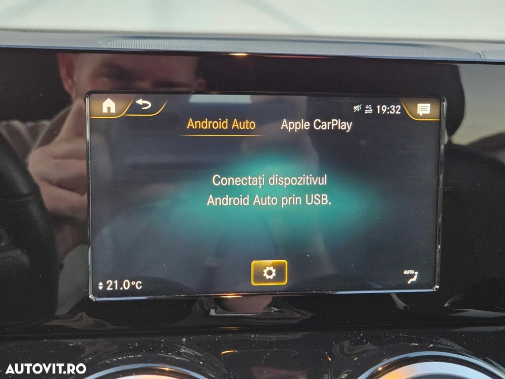 Mercedes-Benz GLB 200 d 8G-DCT Progressive Advanced - 17