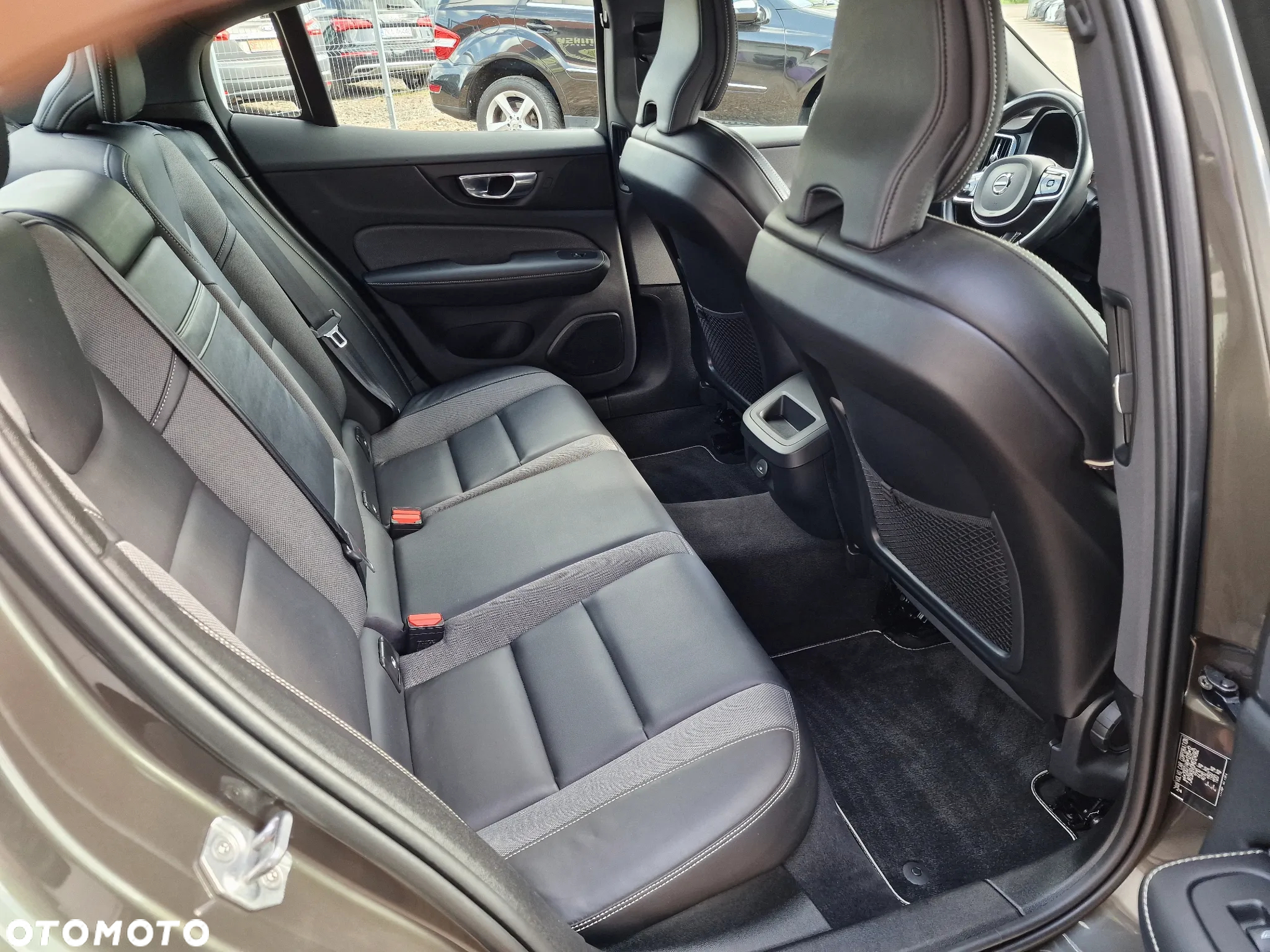 Volvo S60 - 24