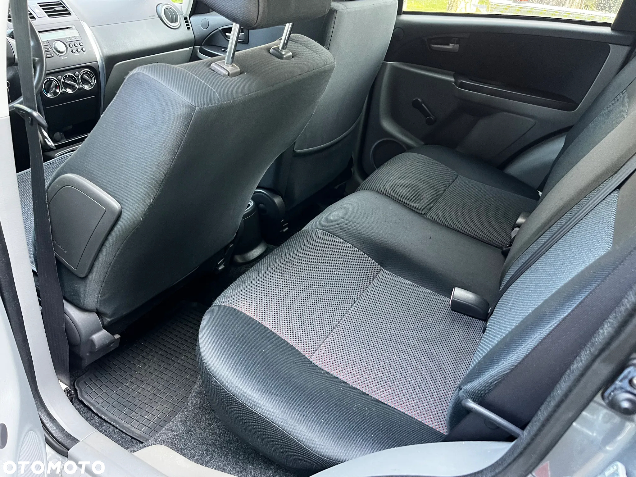 Suzuki SX4 - 12