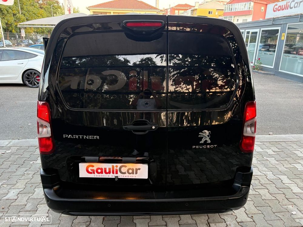 Peugeot Partner 1.5 BlueHDi Asphalt Longa EAT8 - 14