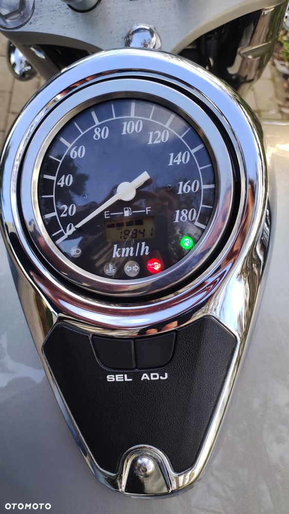 Suzuki VL 800 Volusia - 21