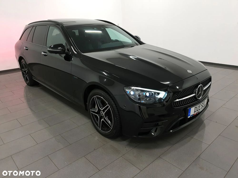 Mercedes-Benz Klasa E 300 de 4Matic 9G-TRONIC AMG Line - 3