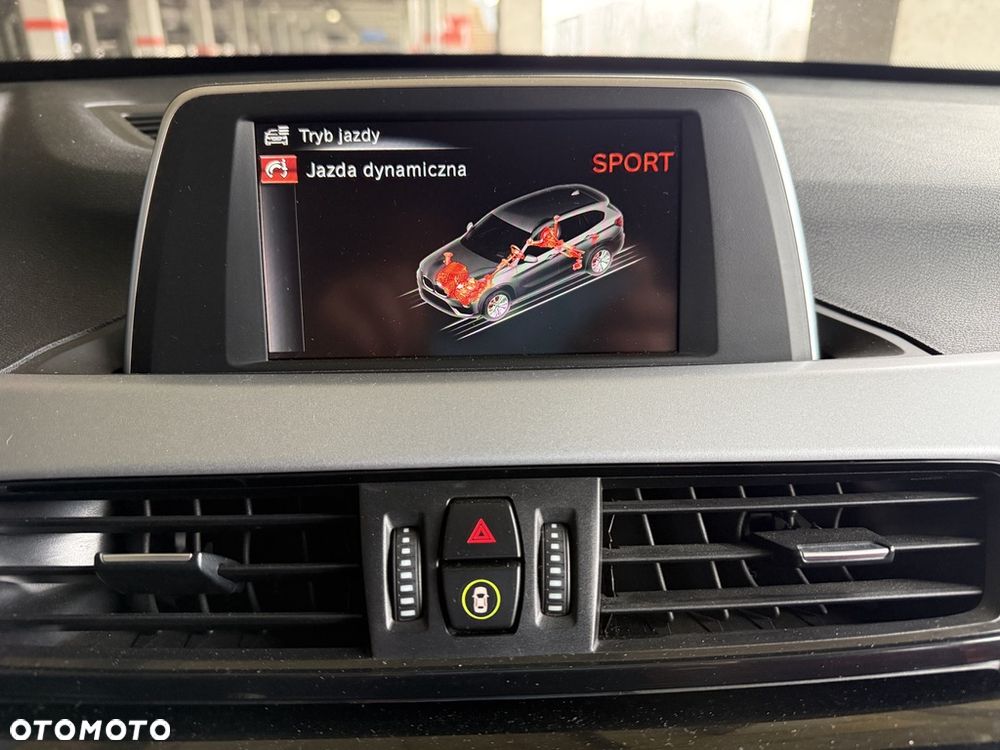 BMW X1 xDrive20d Sport Line - 34