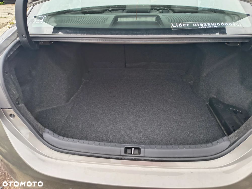 Toyota Corolla 1.6 Premium - 11