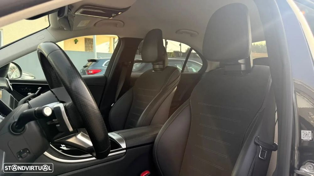 Mercedes-Benz C 300 de AMG Line - 12