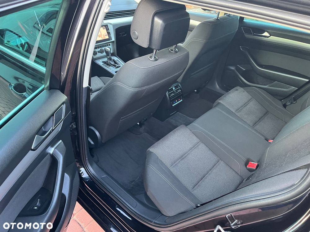 Volkswagen Passat Variant 2.0 TDI BMT Highline DSG - 14