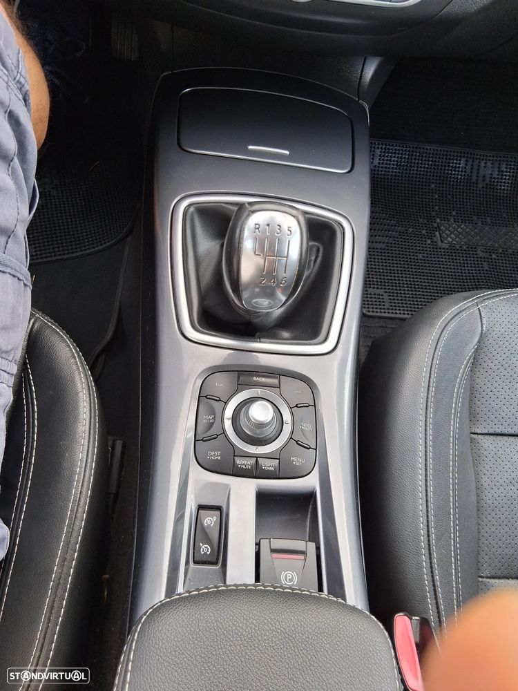 Renault Laguna Break 2.0 dCi Initiale - 12