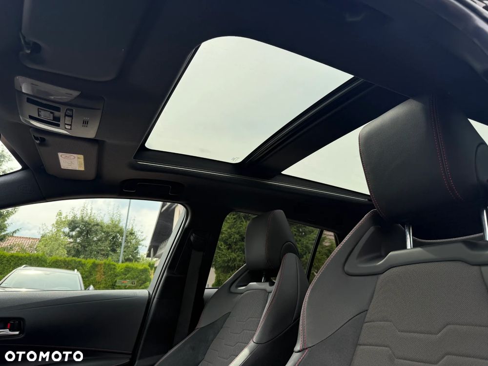 Toyota Corolla 2.0 Hybrid Touring Sports Lounge - 14