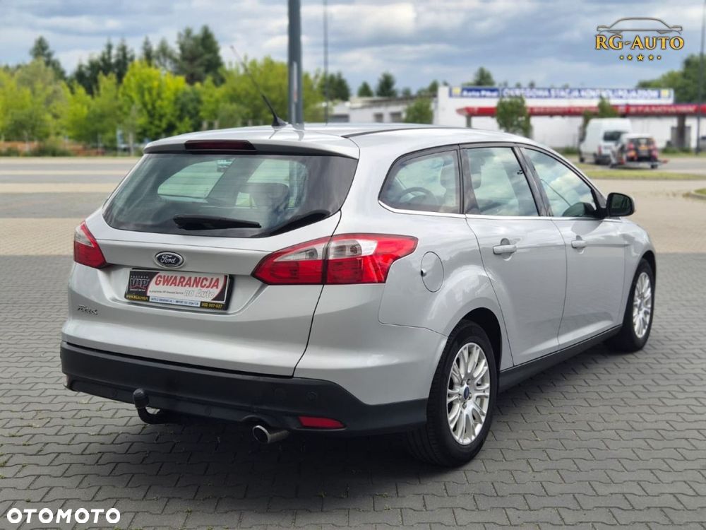 Ford Focus - 36