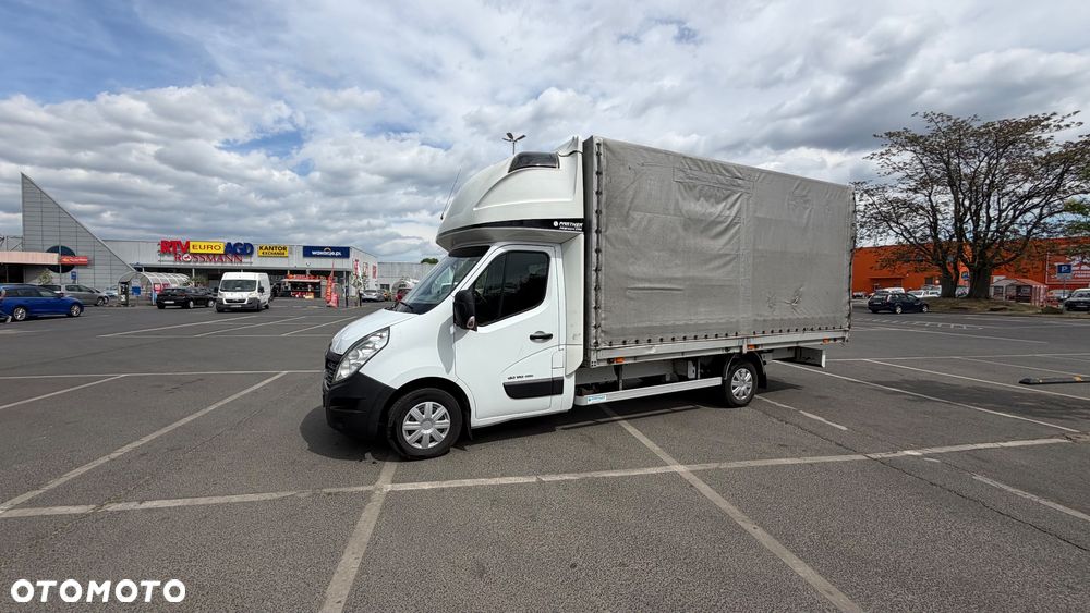 Renault Master - 1