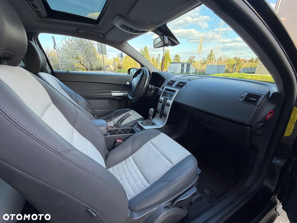 Volvo C30 2.0D Momentum - 12