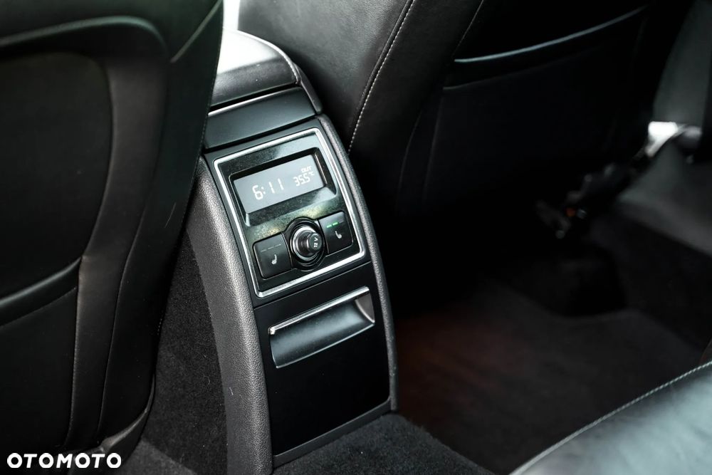 Skoda Superb 2.0 TDI Comfort - 13