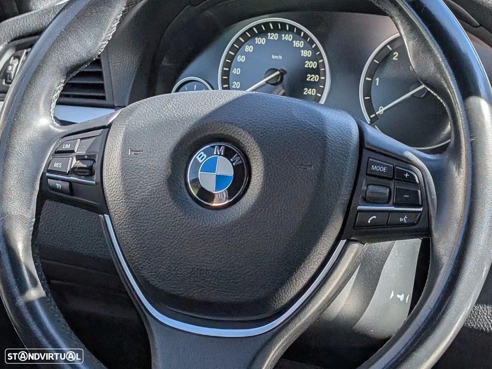 BMW 520 d Line Luxury Auto - 13