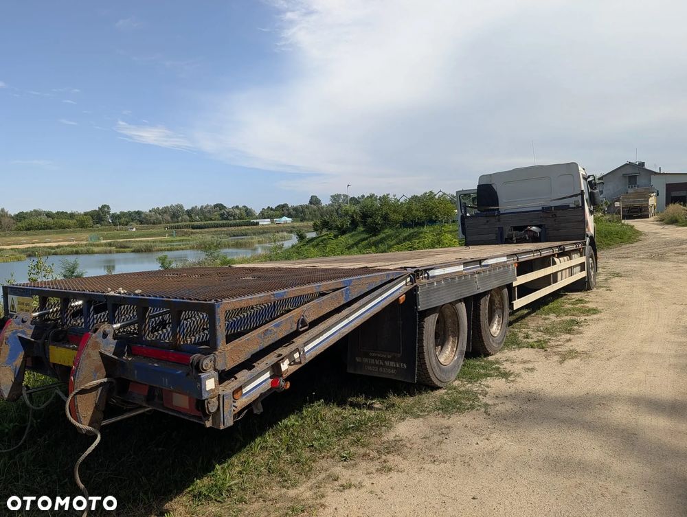 Volvo FE320 6X2 - 8