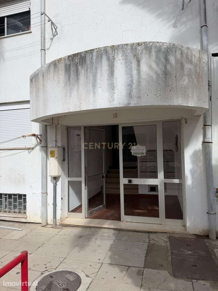 Apartamento T2 em Setúbal - Oportunidade Única! - Grande imagem: 2/22