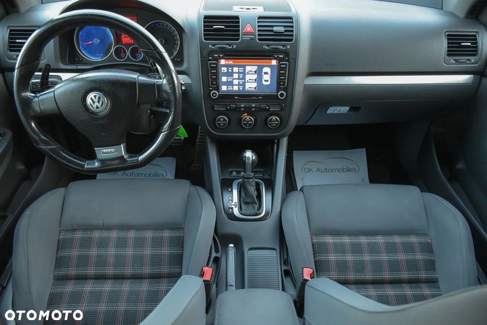 Volkswagen Golf 2.0 GTI DSG - 17