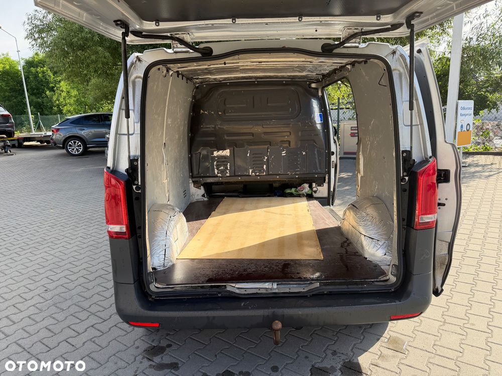 Mercedes-Benz vito - 11