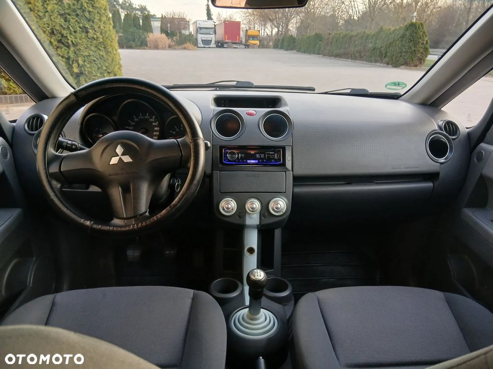 Mitsubishi Colt 1.3 Inform Edition Gold - 5