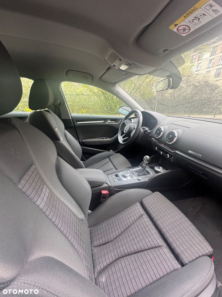 Audi A3 Sportback 35 TFSI Sport S tronic - 9