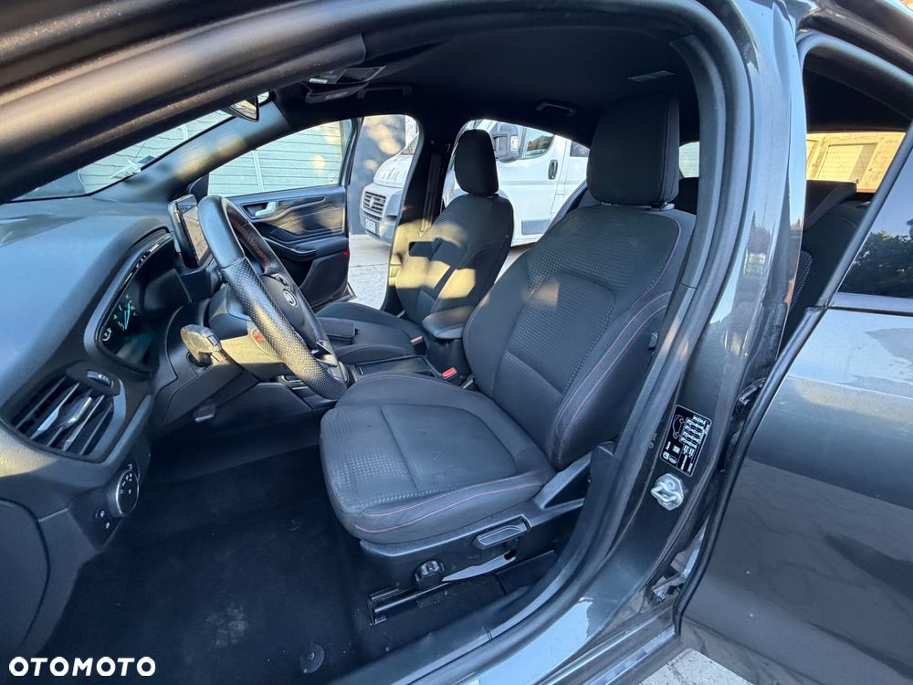 Ford Focus - 17