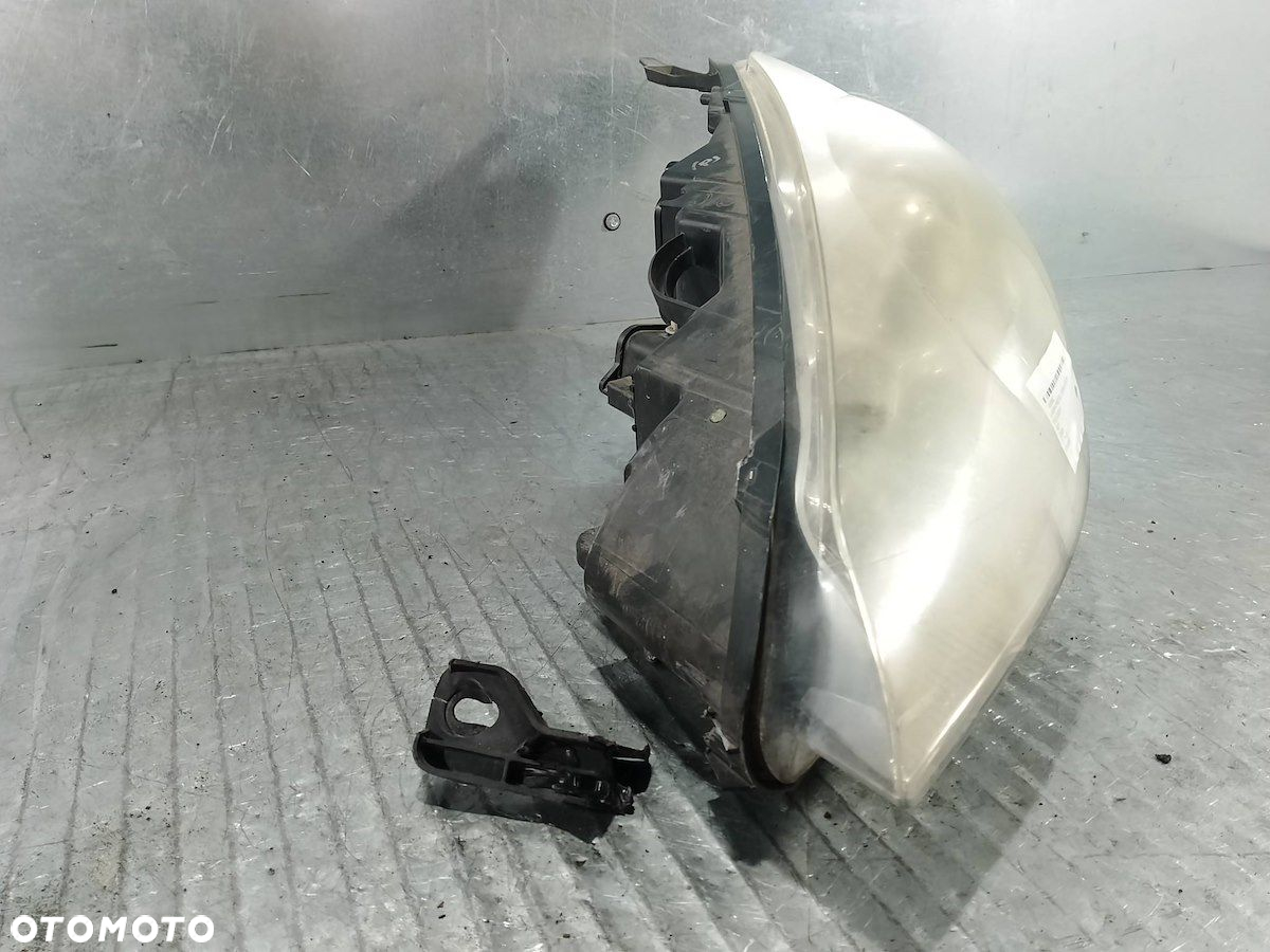 LAMPA PRZÓD LEWA XENON PEUGEOT 407 - 10