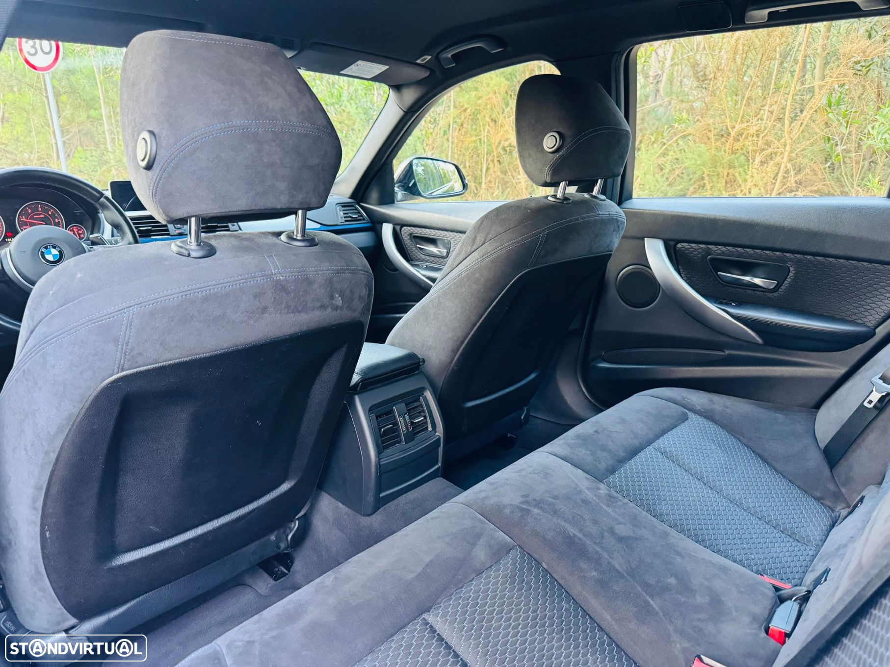 BMW 320 d Touring Auto Pack M - 41